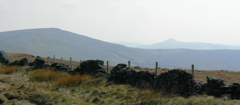 Shining Tor & Shutlingsloe Shining Tor & Shutlingsloe